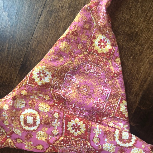 Frankie’s Bikini Set - Picture 2 of 5